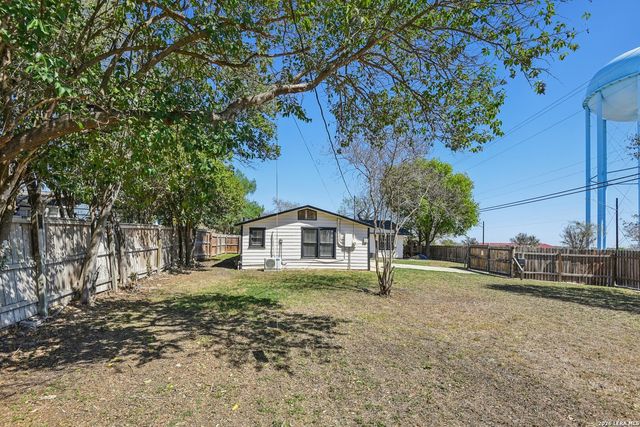 1080 Ivy, Terrell Hills, TX 78209