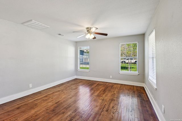 1080 Ivy, Terrell Hills, TX 78209