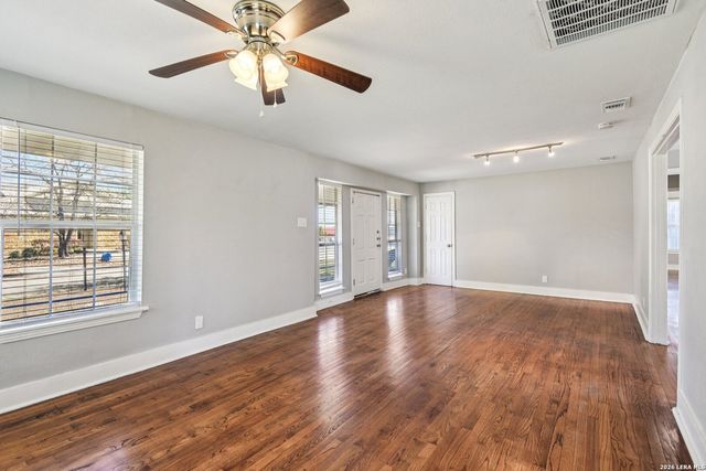 1080 Ivy, Terrell Hills, TX 78209