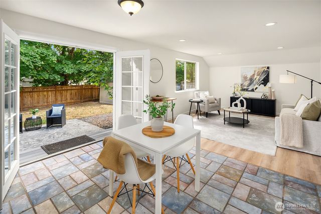 22929 SE 282nd Street, Maple Valley, WA 98038