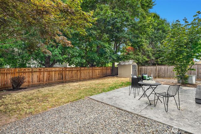 22929 SE 282nd Street, Maple Valley, WA 98038
