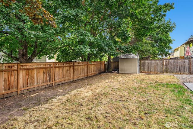 22929 SE 282nd Street, Maple Valley, WA 98038