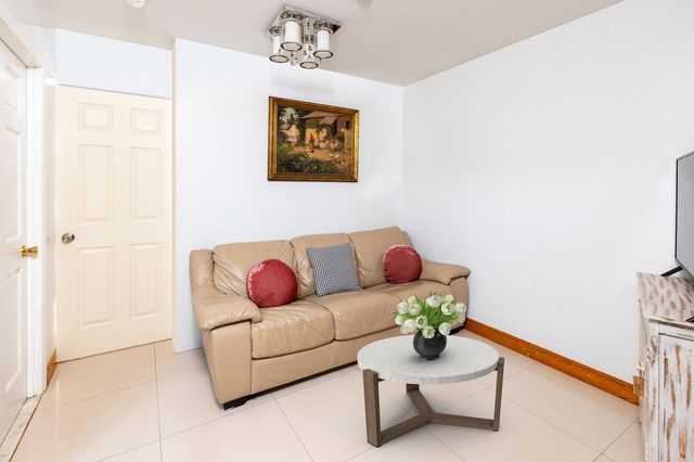 5310 90th St Apt 4A, New York City, NY 11373