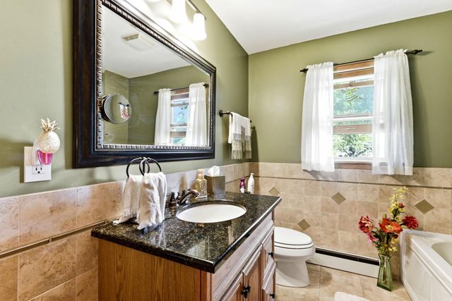 1024 15th Street W, Hastings, MN 55033