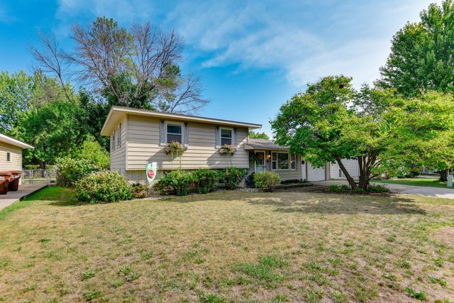 1024 15th Street W, Hastings, MN 55033