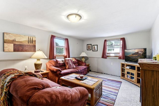 1024 15th Street W, Hastings, MN 55033