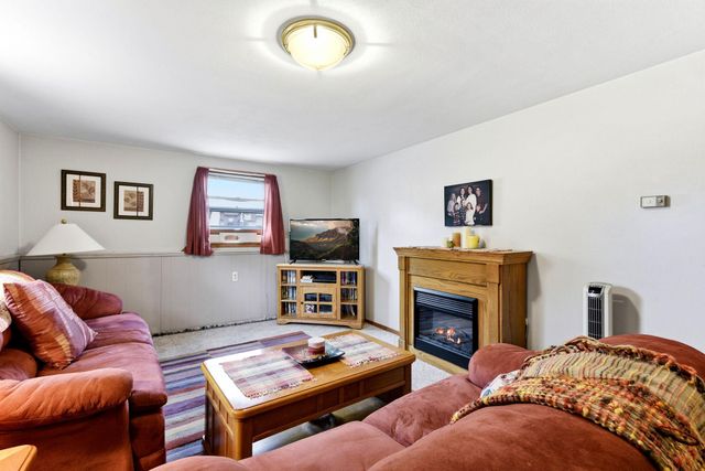 1024 15th Street W, Hastings, MN 55033