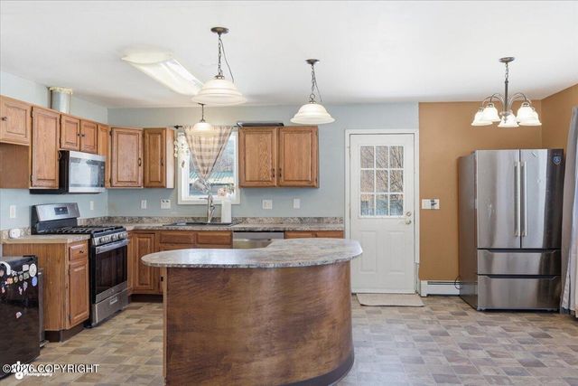 5650 W Crestview Avenue, Wasilla, AK 99623