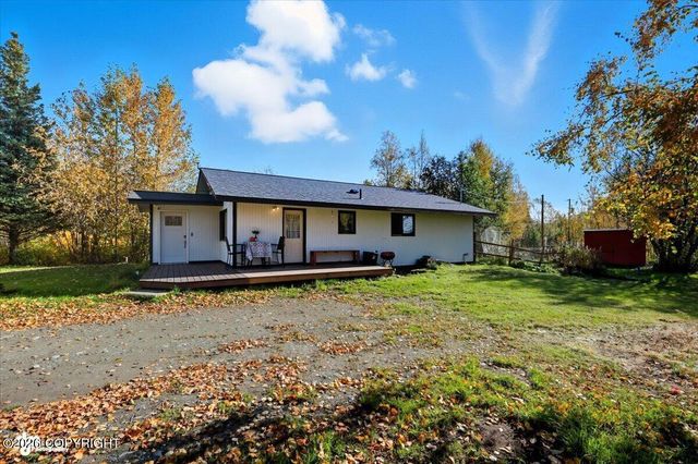 5650 W Crestview Avenue, Wasilla, AK 99623