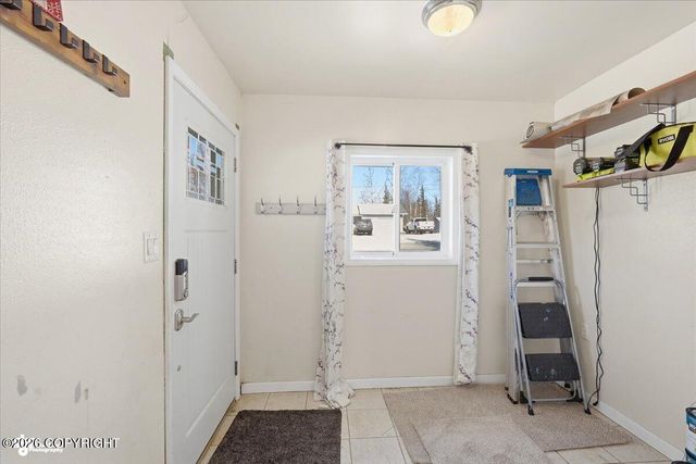 5650 W Crestview Avenue, Wasilla, AK 99623