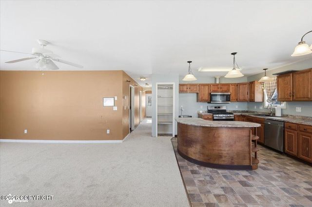 5650 W Crestview Avenue, Wasilla, AK 99623