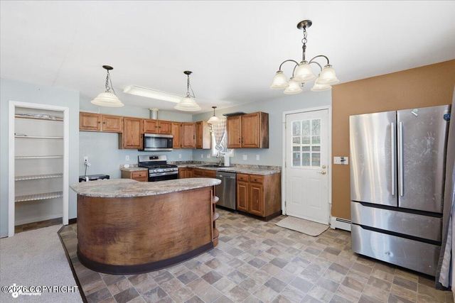 5650 W Crestview Avenue, Wasilla, AK 99623