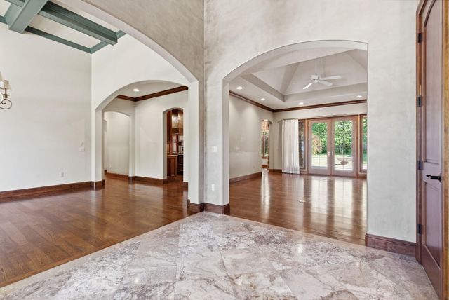 3309 E Sommerset Road, Springfield, MO 65804