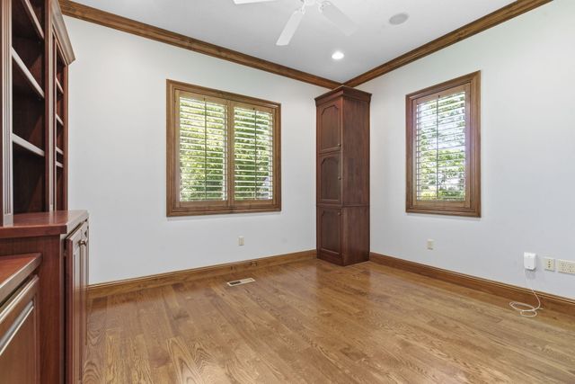3309 E Sommerset Road, Springfield, MO 65804