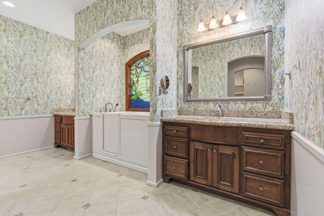 3309 E Sommerset Road, Springfield, MO 65804
