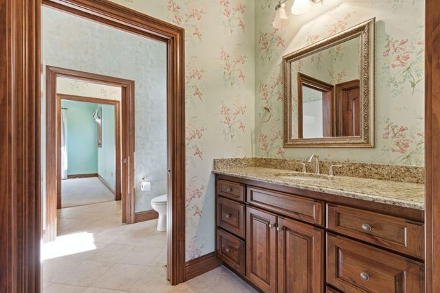 3309 E Sommerset Road, Springfield, MO 65804