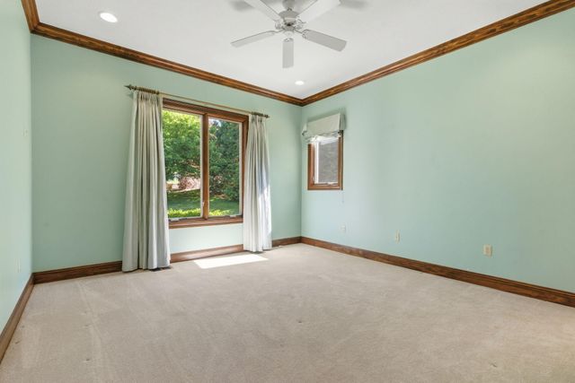 3309 E Sommerset Road, Springfield, MO 65804