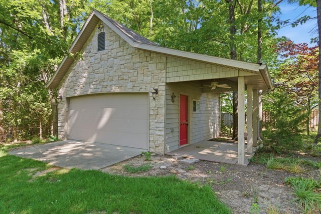 3309 E Sommerset Road, Springfield, MO 65804