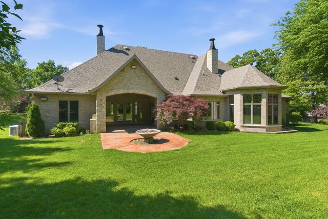 3309 E Sommerset Road, Springfield, MO 65804