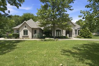 3309 E Sommerset Road, Springfield, MO 65804