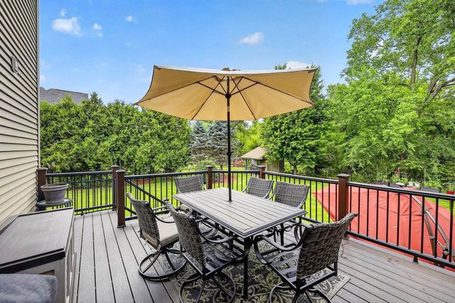 3212 Rockport Park Drive, Janesville, WI 53548