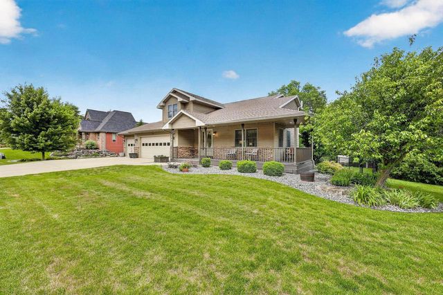3212 Rockport Park Drive, Janesville, WI 53548