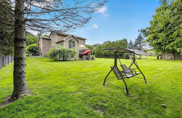 3212 Rockport Park Drive, Janesville, WI 53548