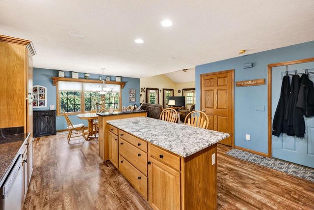 3212 Rockport Park Drive, Janesville, WI 53548