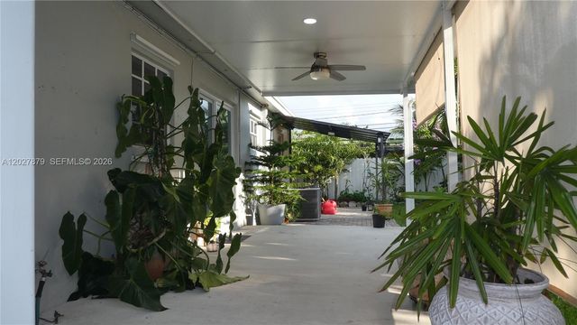 3240 SW 66th Ter, Miramar, FL 33023