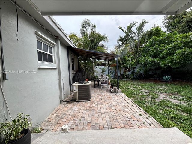 3240 SW 66th Ter, Miramar, FL 33023