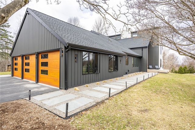 1012 Rabbit Ear Pass, Victor, NY 14564