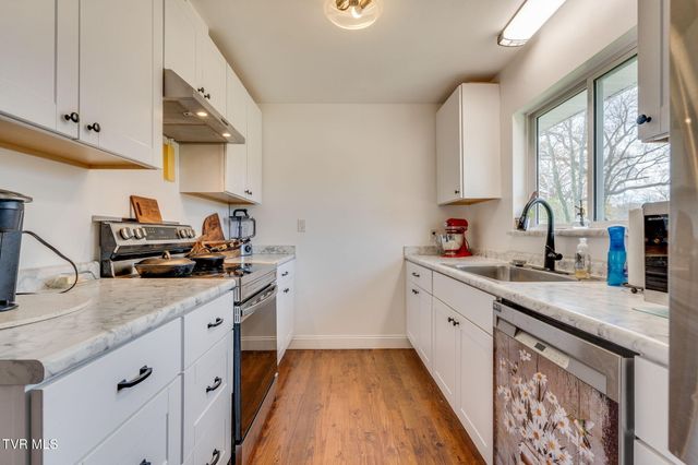 209 Elmhurst Drive, Kingsport, TN 37663