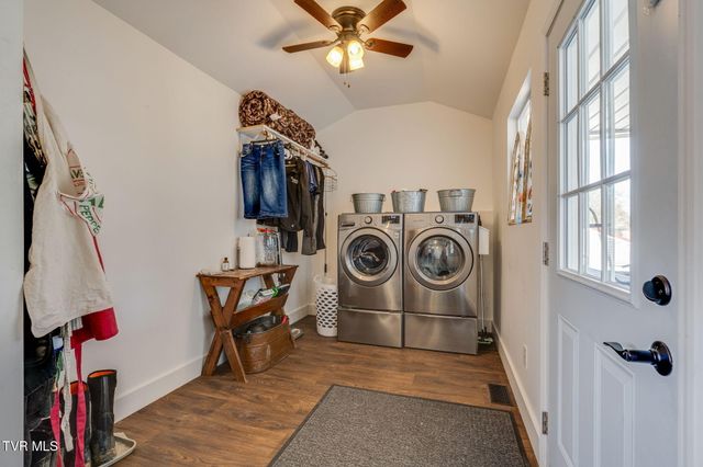 209 Elmhurst Drive, Kingsport, TN 37663