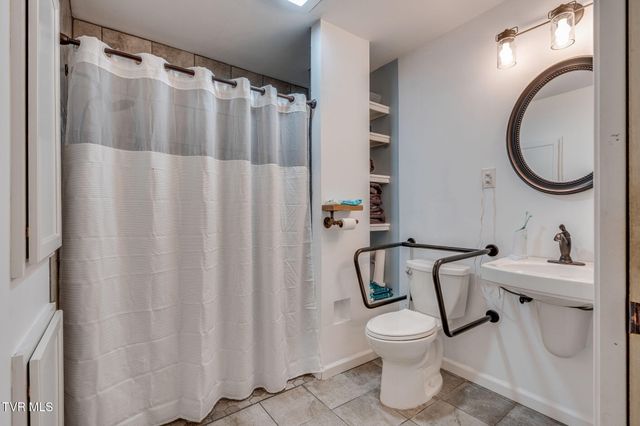 209 Elmhurst Drive, Kingsport, TN 37663