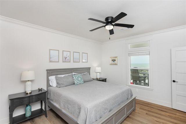 1326 Sunrise, Crystal Beach, TX 77650