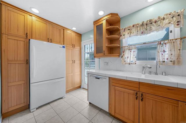 5452 Forbes Avenue, San Diego, CA 92120