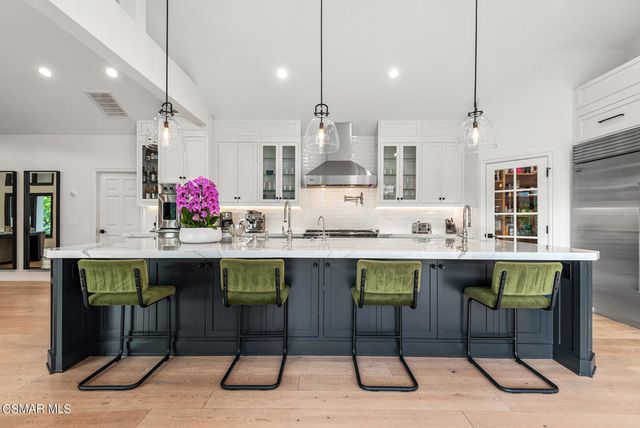 1000 Lakeview Canyon Road, Westlake Village, CA 91362