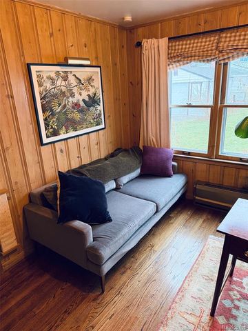 14216 Warwick Street, Detroit, MI 48223