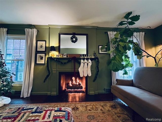 14216 Warwick Street, Detroit, MI 48223