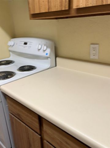 3919 Fairmont Pkwy Parkway 200, Pasadena, TX 77504