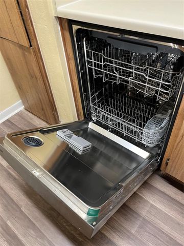 3919 Fairmont Pkwy Parkway 200, Pasadena, TX 77504