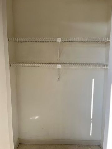 3919 Fairmont Pkwy Parkway 200, Pasadena, TX 77504