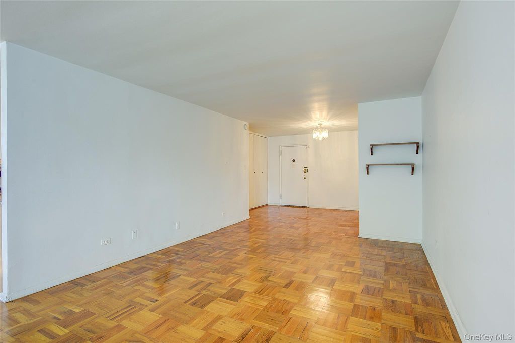 211-65 23rd Avenue 1K, Bayside, NY 11360 — photo 5