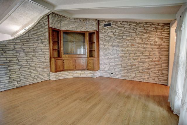 204 Maynard ST, Bastrop, TX 78602