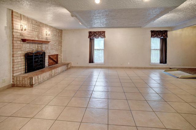 204 Maynard ST, Bastrop, TX 78602