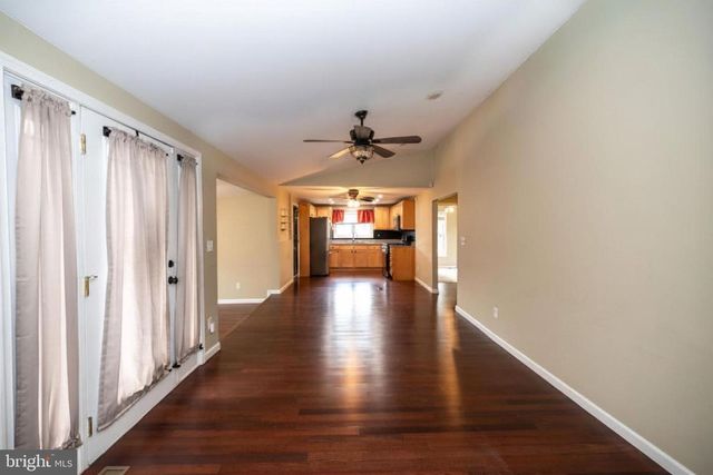 16 VICTORY AVE, Vineland, NJ 08360