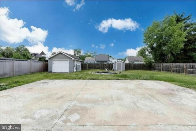 16 VICTORY AVE, Vineland, NJ 08360