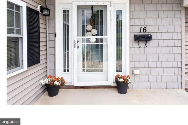 16 VICTORY AVE, Vineland, NJ 08360