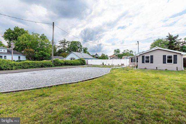 16 VICTORY AVE, Vineland, NJ 08360