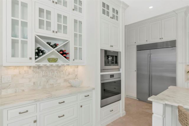 7631 COVE TERRACE, Sarasota, FL 34231